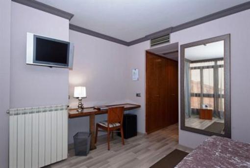фото отеля Hotel Vetusta