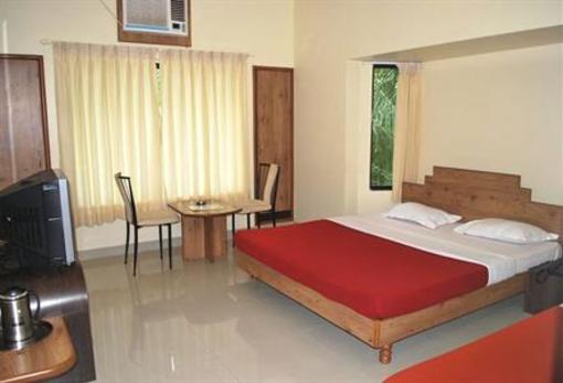 фото отеля Hotel Kuber Inn Shirdi