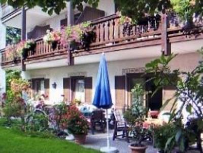 фото отеля Hotel am Rupertuspark