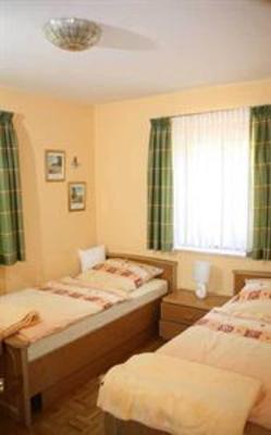 фото отеля Hotel am Rupertuspark