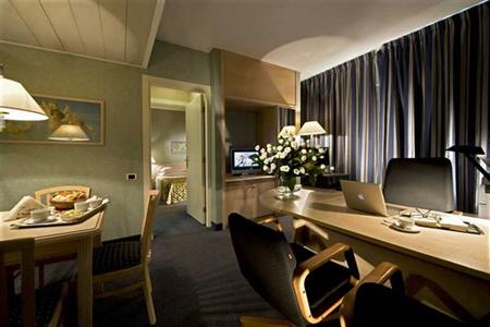 фото отеля Holiday Inn Naples
