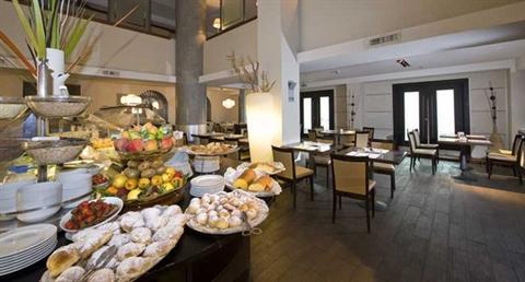 фото отеля Holiday Inn Naples
