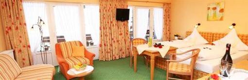фото отеля Hotel Garni Schellenberg