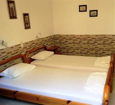 фото отеля Palmira Studios & Apartments Makrys Gialos