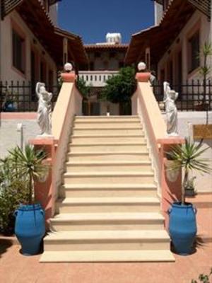 фото отеля Palmira Studios & Apartments Makrys Gialos