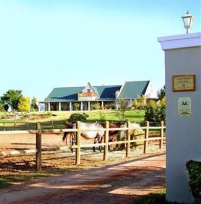 фото отеля Mooiplaas Guesthouse Oudtshoorn