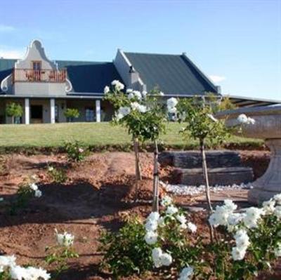 фото отеля Mooiplaas Guesthouse Oudtshoorn