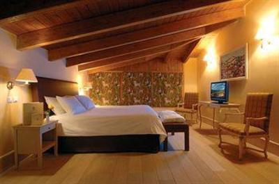 фото отеля Santa Marina Arachova Resort and Spa