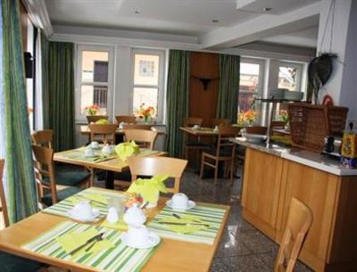 фото отеля Hotel Gasthof Grüner Wald Hofheim am Taunus