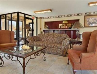 фото отеля Days Inn & Suites Millington
