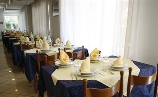фото отеля Hotel Rivadoro