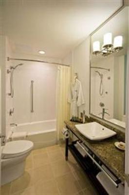 фото отеля The New Otani Kaimana Beach Hotel