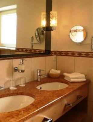фото отеля Hotel Sonnenbichl Bad Reichenhall