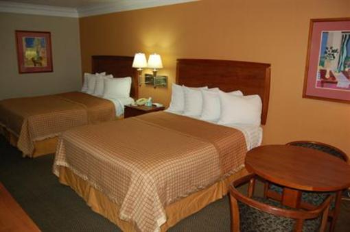 фото отеля Best Western Angleton Inn