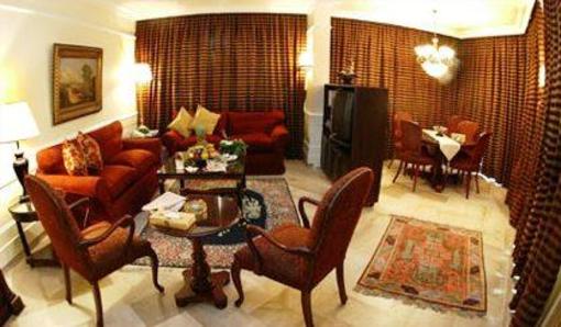 фото отеля Takaya Suites Hotel
