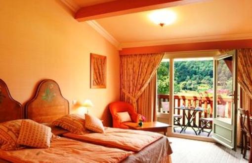 фото отеля Hotel Le Domaine De Falgos Saint-Laurent-de-Cerdans