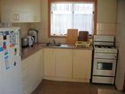 фото отеля Apollo Bay Backpackers Montrose Avenue