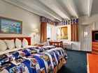 фото отеля Mainsail Inn & Suites