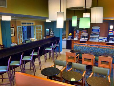 фото отеля Holiday Inn Express Hotel & Suites Bluffton@Hilton Head