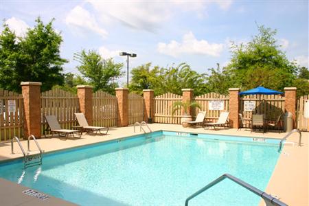 фото отеля Holiday Inn Express Hotel & Suites Bluffton@Hilton Head