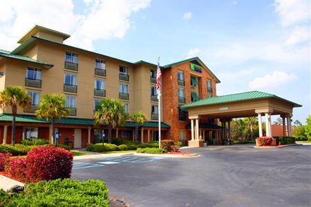 фото отеля Holiday Inn Express Hotel & Suites Bluffton@Hilton Head
