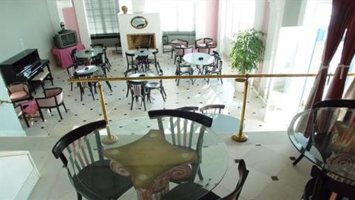 фото отеля Aneroussa Beach Hotel