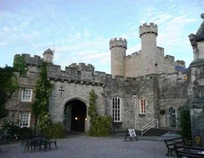 фото отеля Castle Hotel Bodelwyddan
