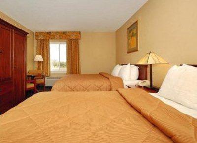 фото отеля Comfort Inn Amish Country