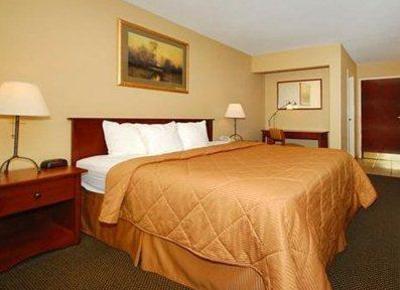 фото отеля Comfort Inn Amish Country