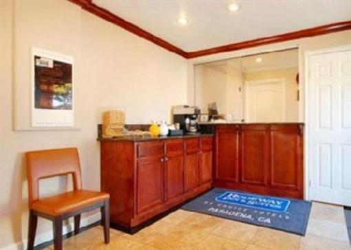 фото отеля Rodeway Inn & Suites Pasadena