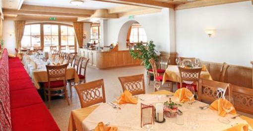 фото отеля Hotel Langeck Maria Alm am Steinernen Meer