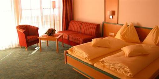 фото отеля Hotel Langeck Maria Alm am Steinernen Meer