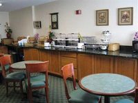 La Quinta Inn and Suites Denver Promenade