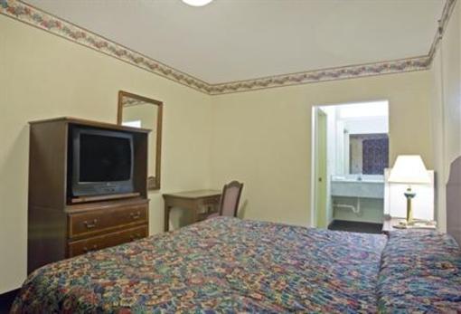 фото отеля Americas Best Value Inn - Knoxville Chilhowie