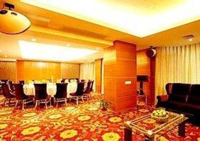 фото отеля He Qun Hotel