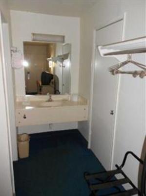фото отеля Americas Best Value Inn Wichita Falls