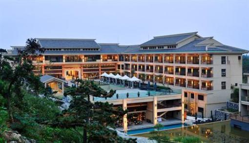фото отеля Regalia Resort Spa Deqin