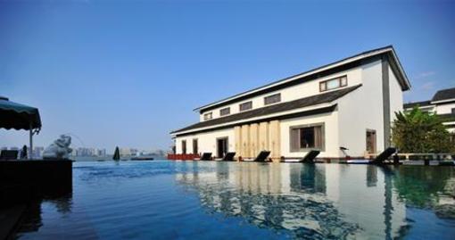 фото отеля Regalia Resort Spa Deqin