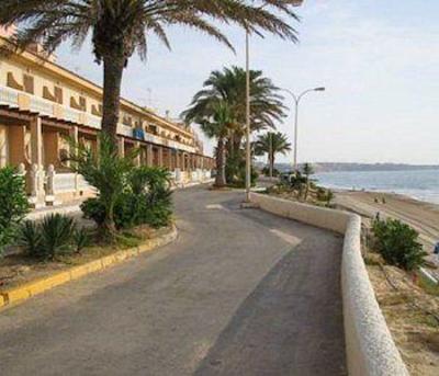 фото отеля Jessica Beach Apartments Pilar De La Horadada