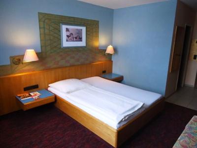фото отеля Enjoyhotel Garni Korntal