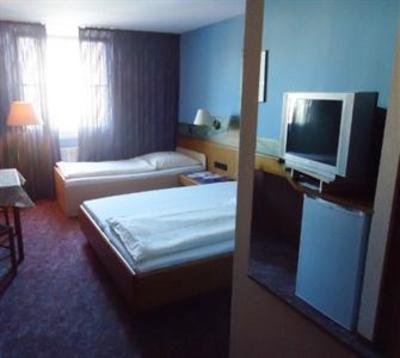 фото отеля Enjoyhotel Garni Korntal