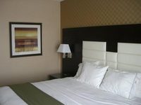 Holiday Inn Express Hotel & Suites Nepean East Ottawa