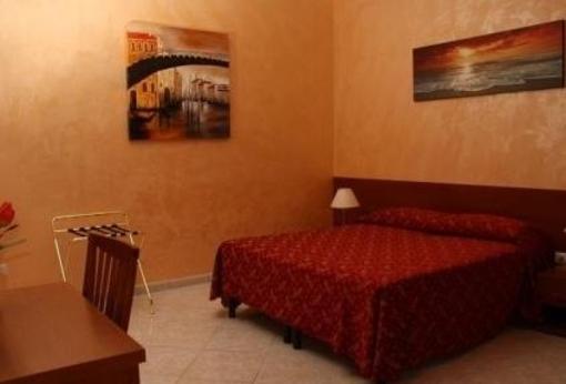 фото отеля Hotel La Torre Del Moro Fiumicino
