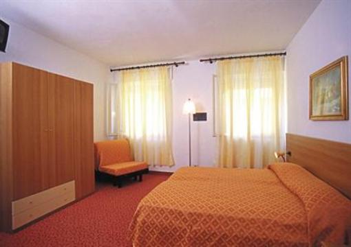 фото отеля Hotel Nederland