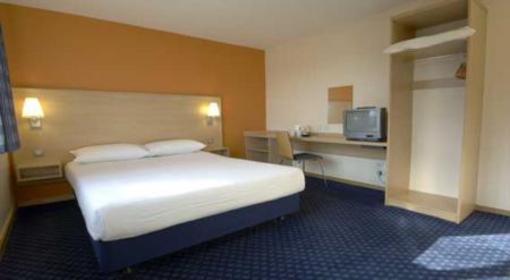 фото отеля Travelodge Hotel Worcester (England)