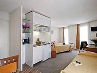 Adagio Access La Defense Place Charras