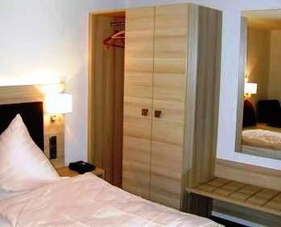 фото отеля Akzent Hotel Fröhlich Kaiserslautern
