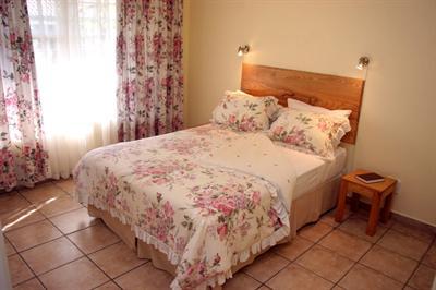фото отеля Jakaranda Lodge