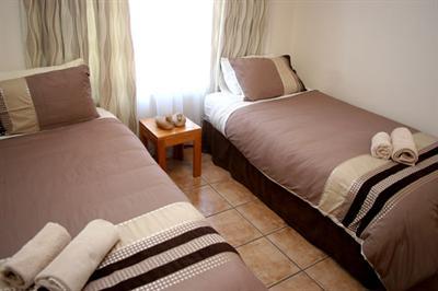 фото отеля Jakaranda Lodge
