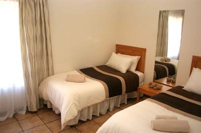 фото отеля Jakaranda Lodge